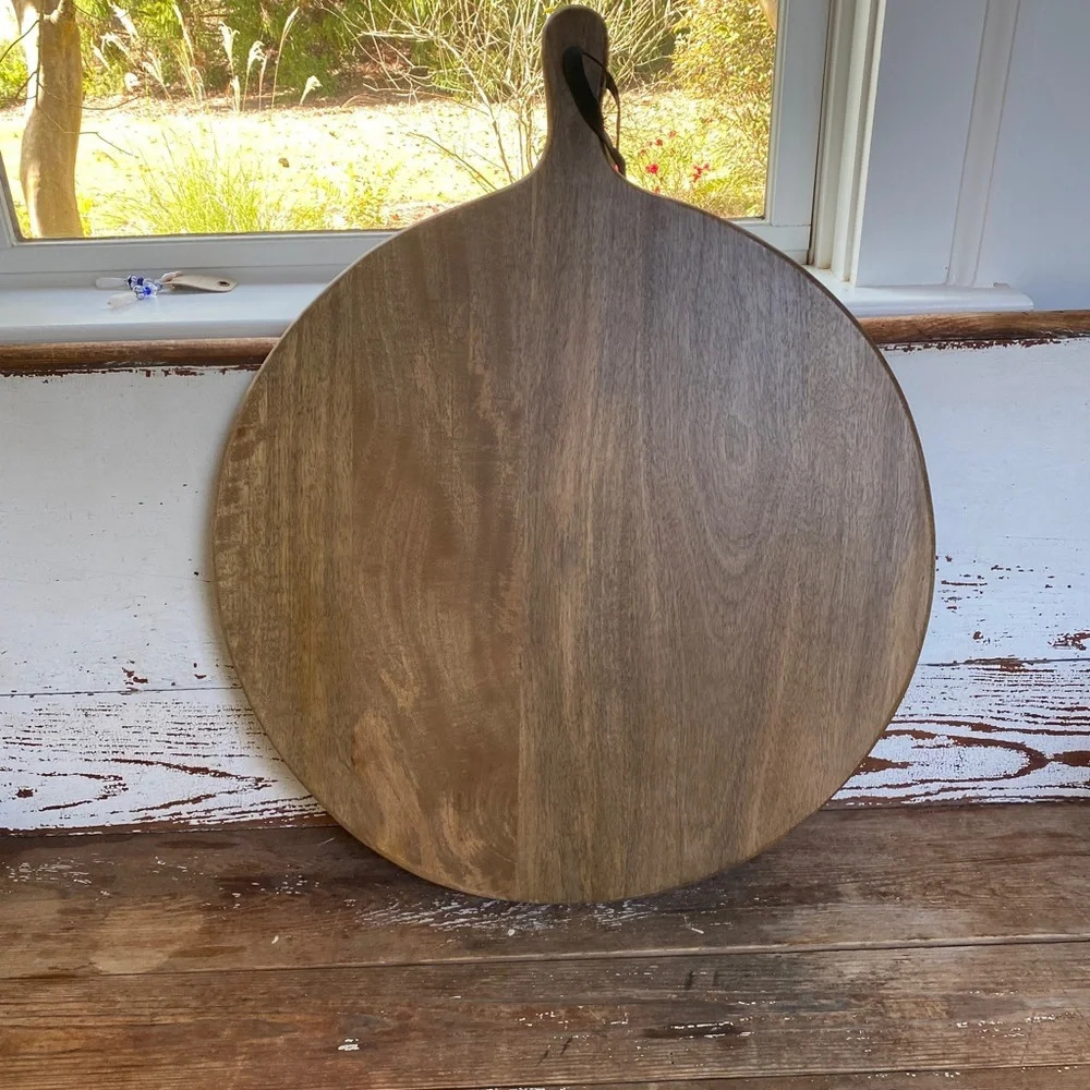 NWT Anthropologie Wooden Oversized Round Cheese Cutting Board - Picture 7 of 7